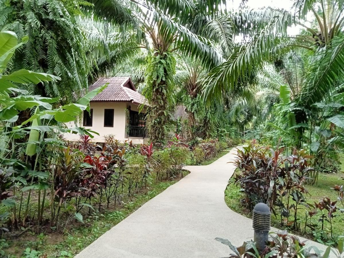 Khao Sok Palm Garden Resort Khao Sok National Park Exterior photo