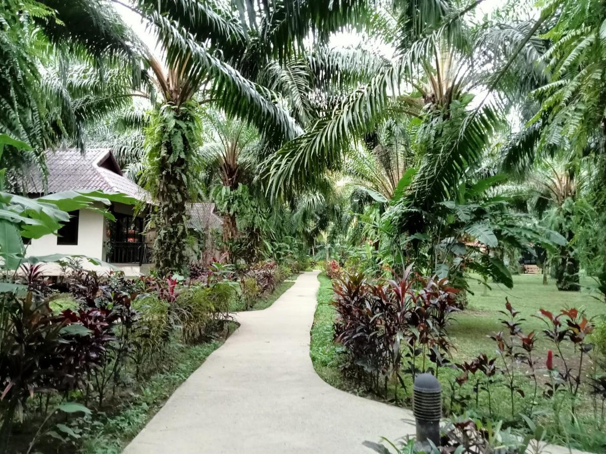 Khao Sok Palm Garden Resort Khao Sok National Park Exterior photo